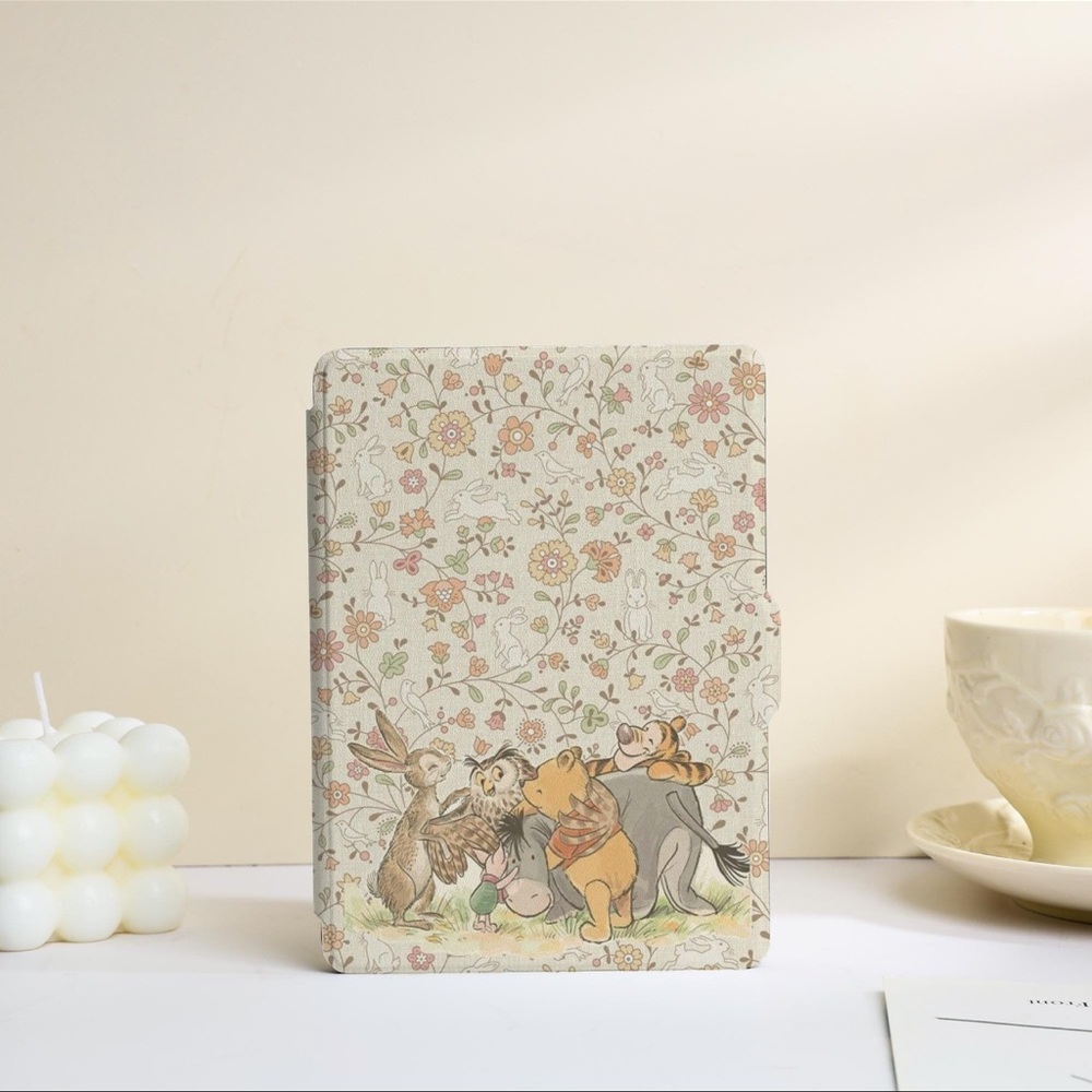 Kindle 11th Gen Case | floral Winnie the Pooh